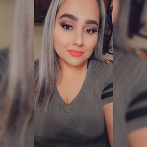 Meet your Posher, Jenni